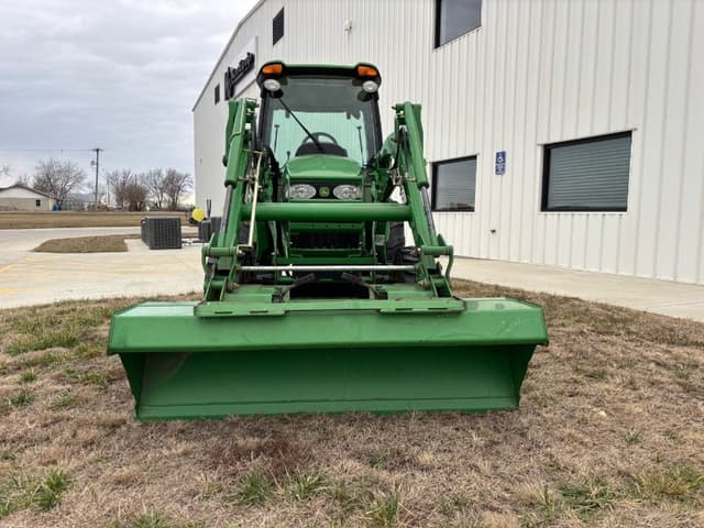 Image of John Deere 4520 equipment image 2
