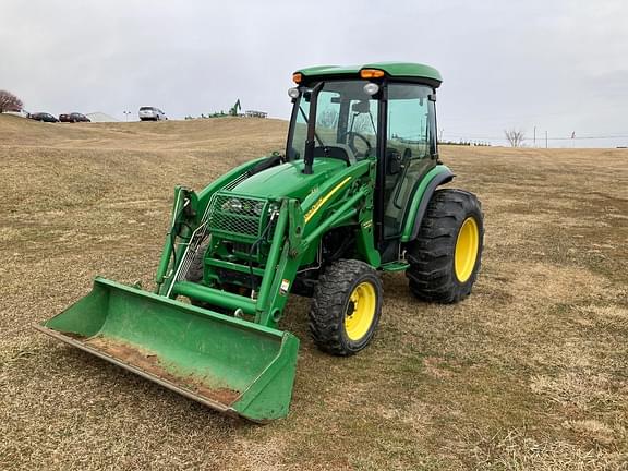 Image of John Deere 4520 Primary image