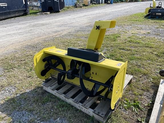 Image of John Deere 47" Snow Blower equipment image 1