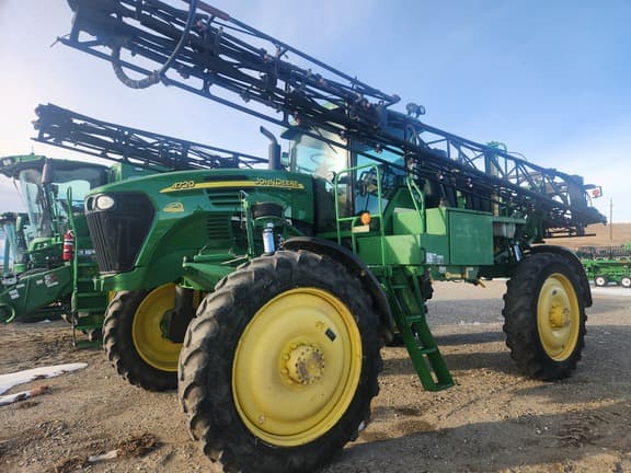 Image of John Deere 4720 equipment image 2