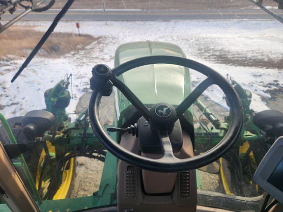 Image of John Deere 4720 equipment image 3
