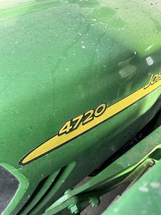 Image of John Deere 4720 equipment image 3