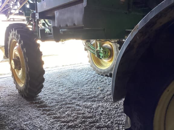 Image of John Deere 4720 equipment image 4