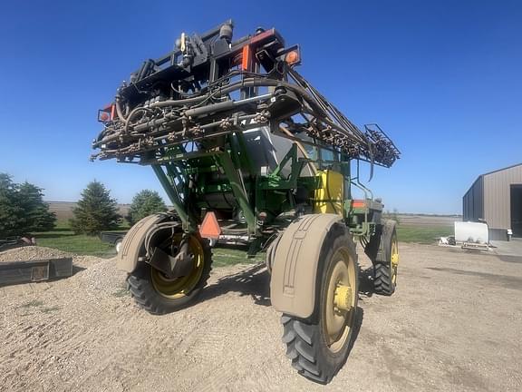 Image of John Deere 4720 Image 1