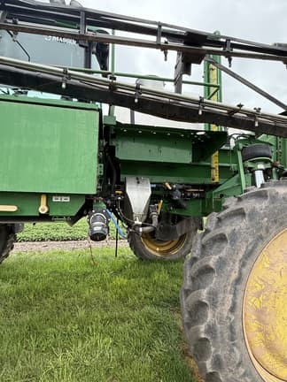 Image of John Deere 4720 equipment image 3