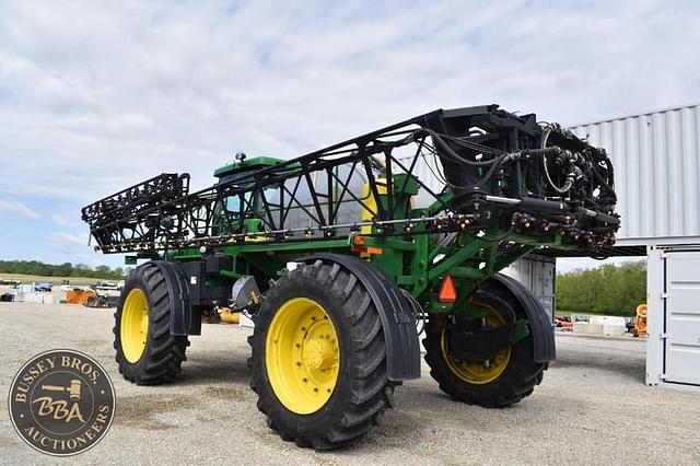 Image of John Deere 4920 equipment image 4