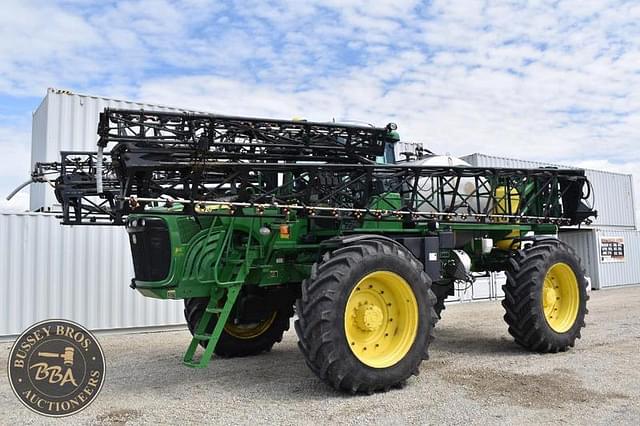 Image of John Deere 4920 equipment image 1