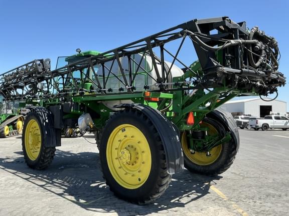 Image of John Deere 4920 equipment image 2