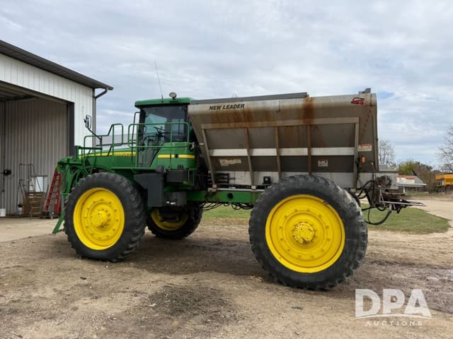 Image of John Deere 4920 equipment image 3