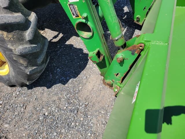 Image of John Deere 5105 equipment image 4