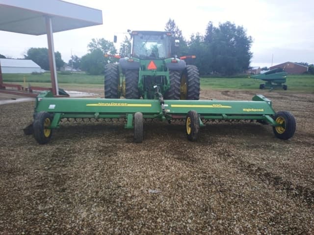 Image of John Deere 520 equipment image 3