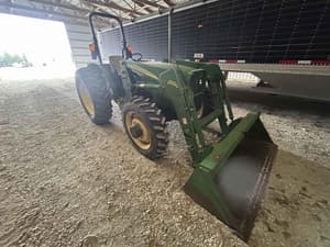 2006 John Deere 5205 Image