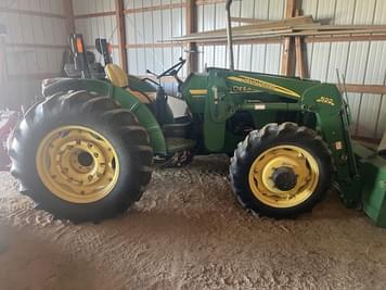 Main image John Deere 5205