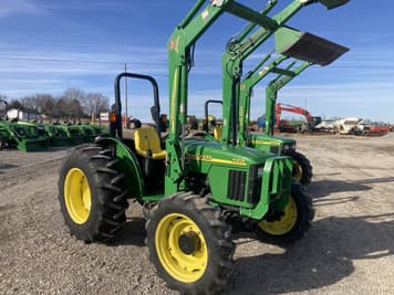 Main image John Deere 5205