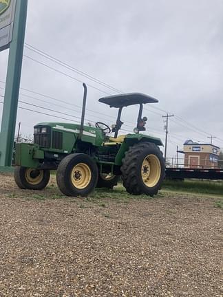 Image of John Deere 5303 equipment image 1