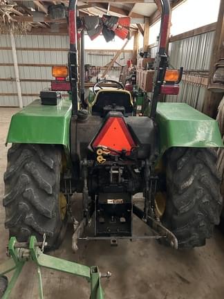 Image of John Deere 5303 equipment image 3