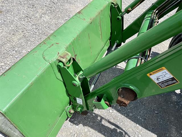 Image of John Deere 5325 equipment image 4