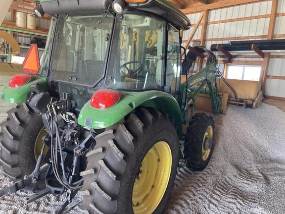 2006 John Deere 5325 Equipment Image0