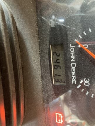 Image of John Deere 5325 equipment image 4