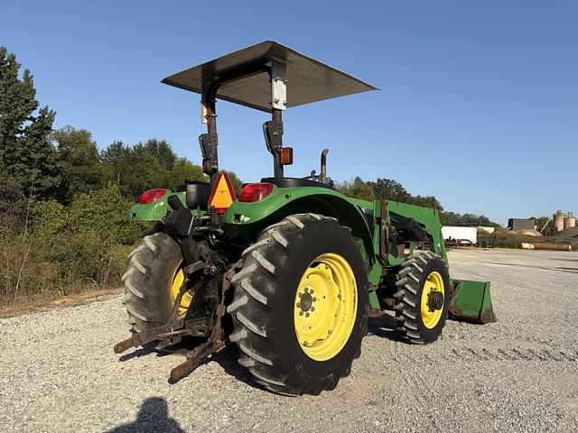 Image of John Deere 5325 equipment image 2