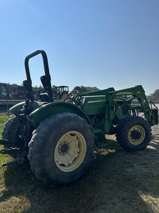 Image of John Deere 5325 equipment image 2