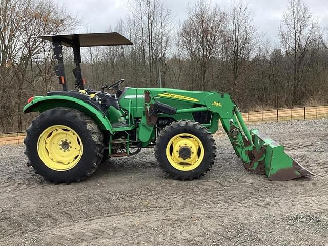 Image of John Deere 5325 equipment image 1