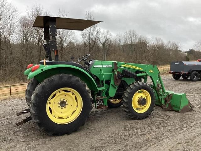 Image of John Deere 5325 equipment image 2