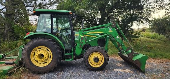 Image of John Deere 5425 equipment image 3
