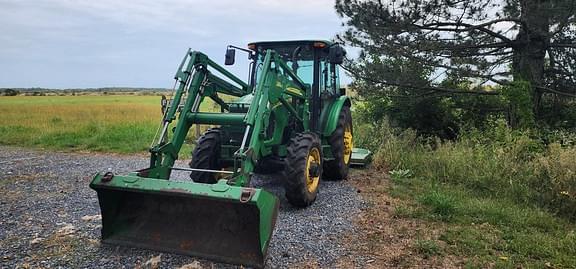 Image of John Deere 5425 equipment image 2