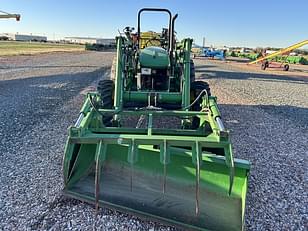 Main image John Deere 5425 6