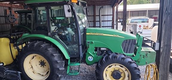 Image of John Deere 5425 equipment image 1