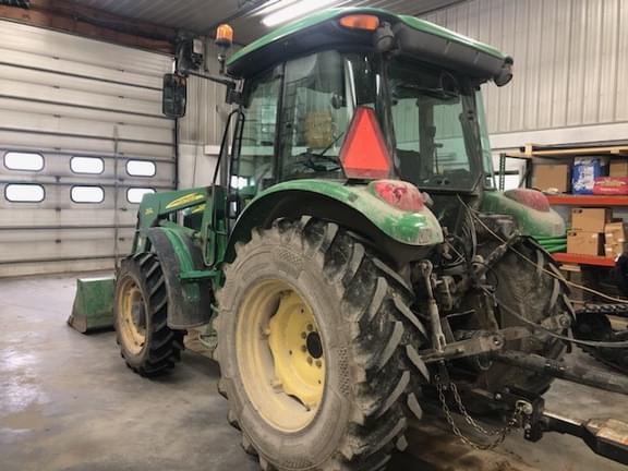 Image of John Deere 5425 equipment image 3