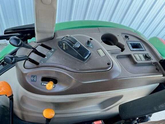 Thumbnail image John Deere 5425 16