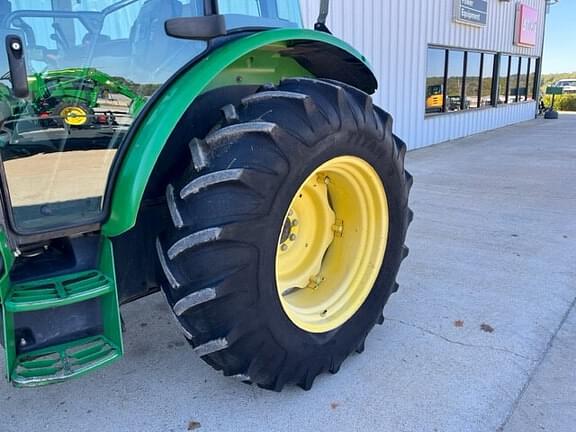 Main image John Deere 5425 6