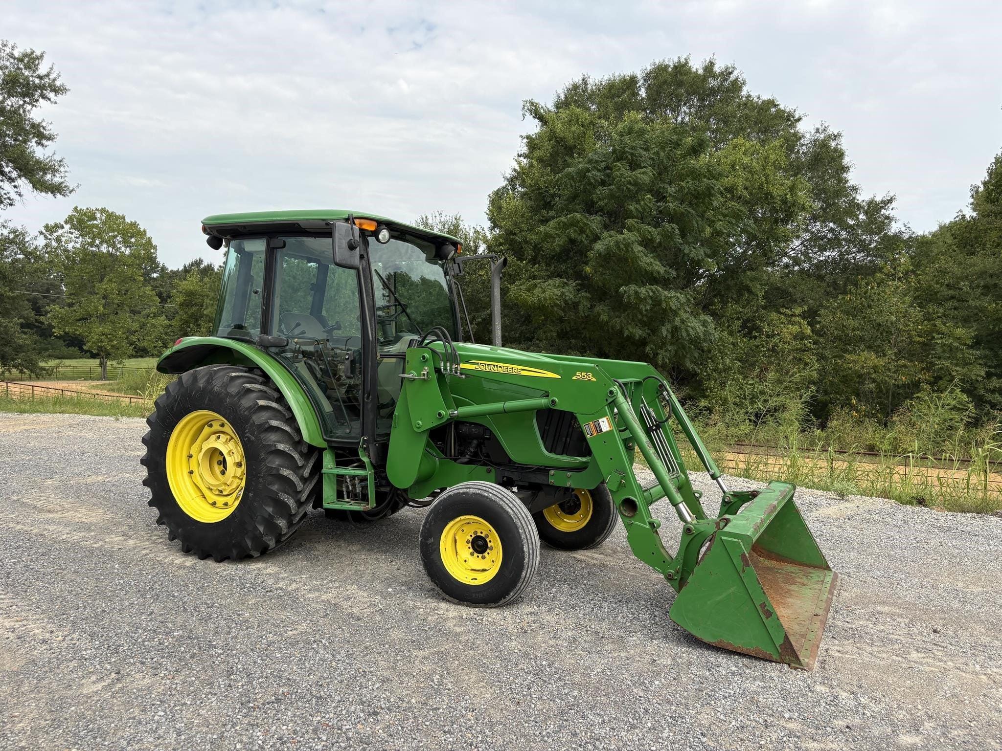 2006 John Deere 5425 Equipment Image0