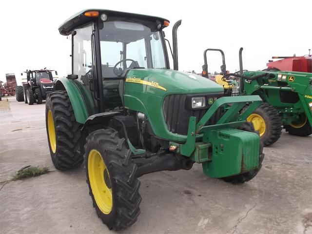 Image of John Deere 5425 equipment image 2