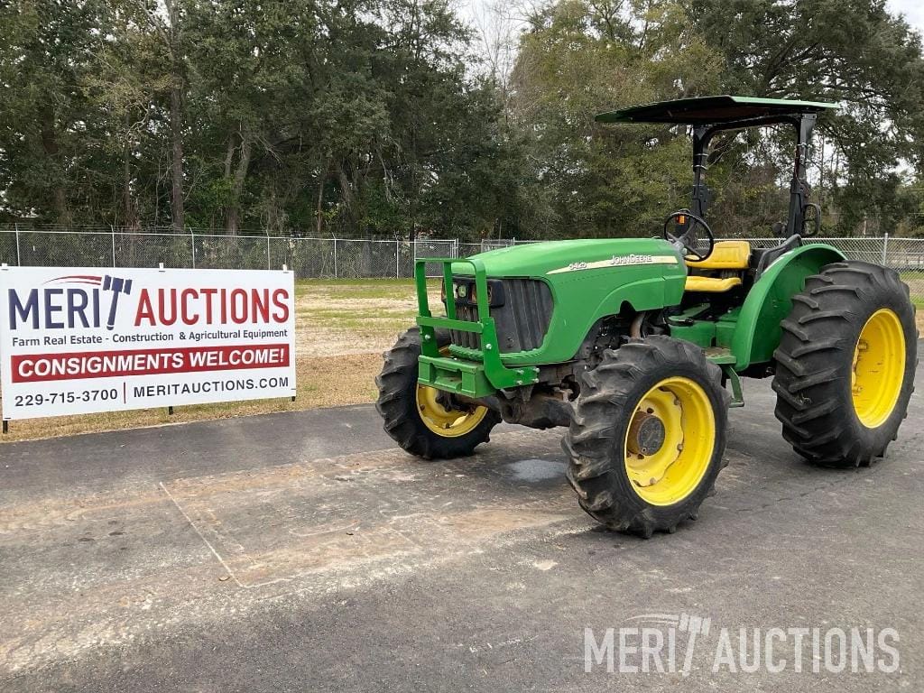 2006 John Deere 5425 Equipment Image0