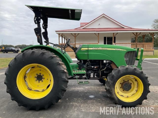 Image of John Deere 5425 equipment image 3