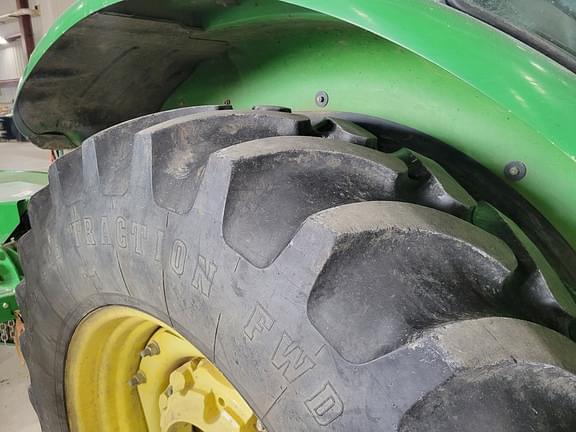 Image of John Deere 5525 equipment image 4