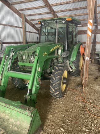 Image of John Deere 5525 equipment image 3