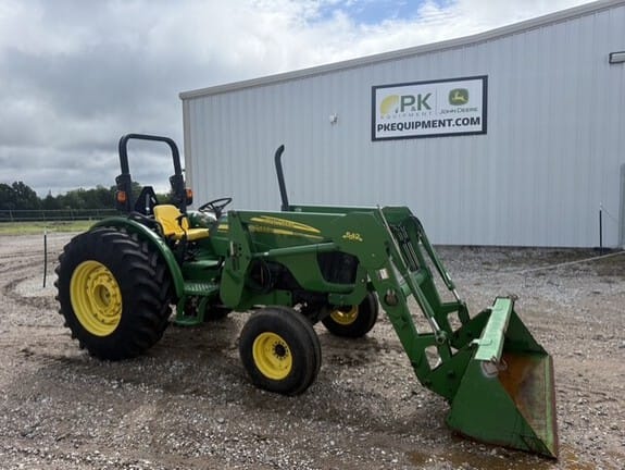 2006 John Deere 5525 Equipment Image0
