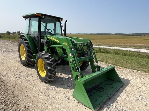 Image of John Deere 5525 Primary image