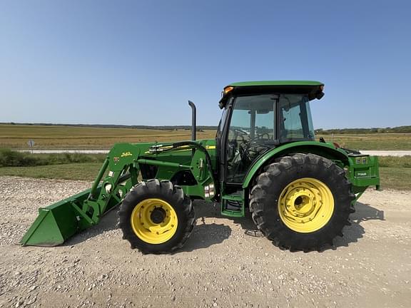 Image of John Deere 5525 equipment image 2