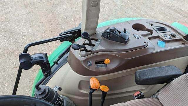 Thumbnail image John Deere 5525 9