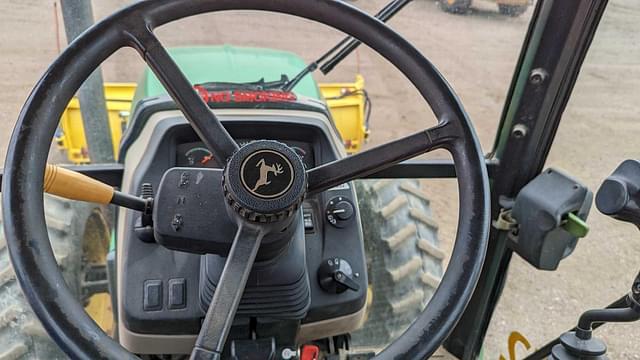 Thumbnail image John Deere 5525 8