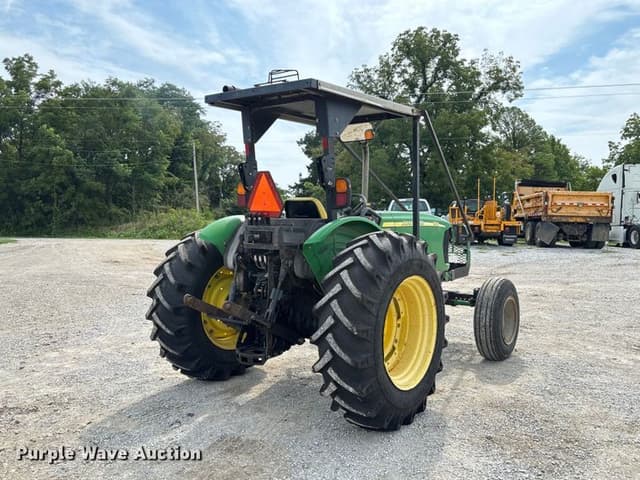 Image of John Deere 5525 equipment image 4