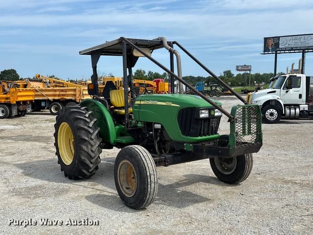 Image of John Deere 5525 equipment image 2