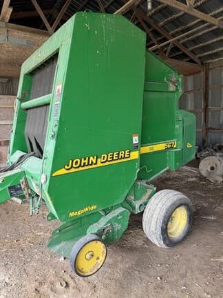 Image of John Deere 567 equipment image 1