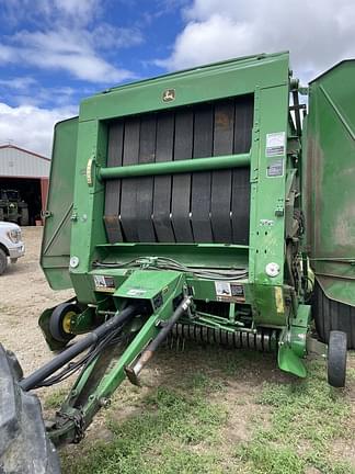 Image of John Deere 567 MegaWide equipment image 3