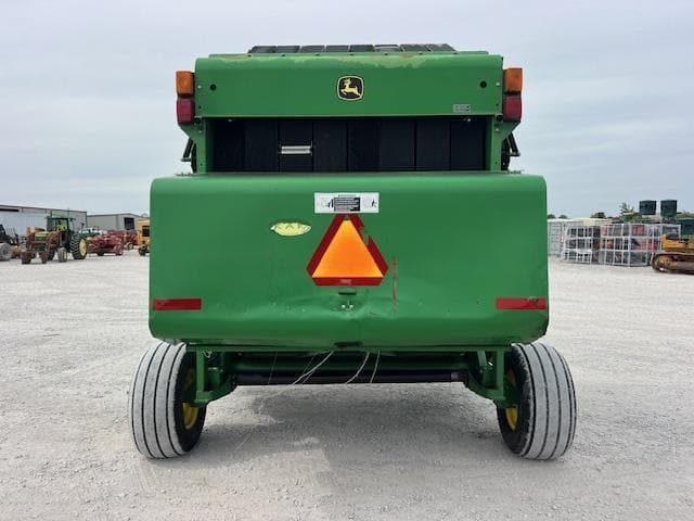 Image of John Deere 567 equipment image 3